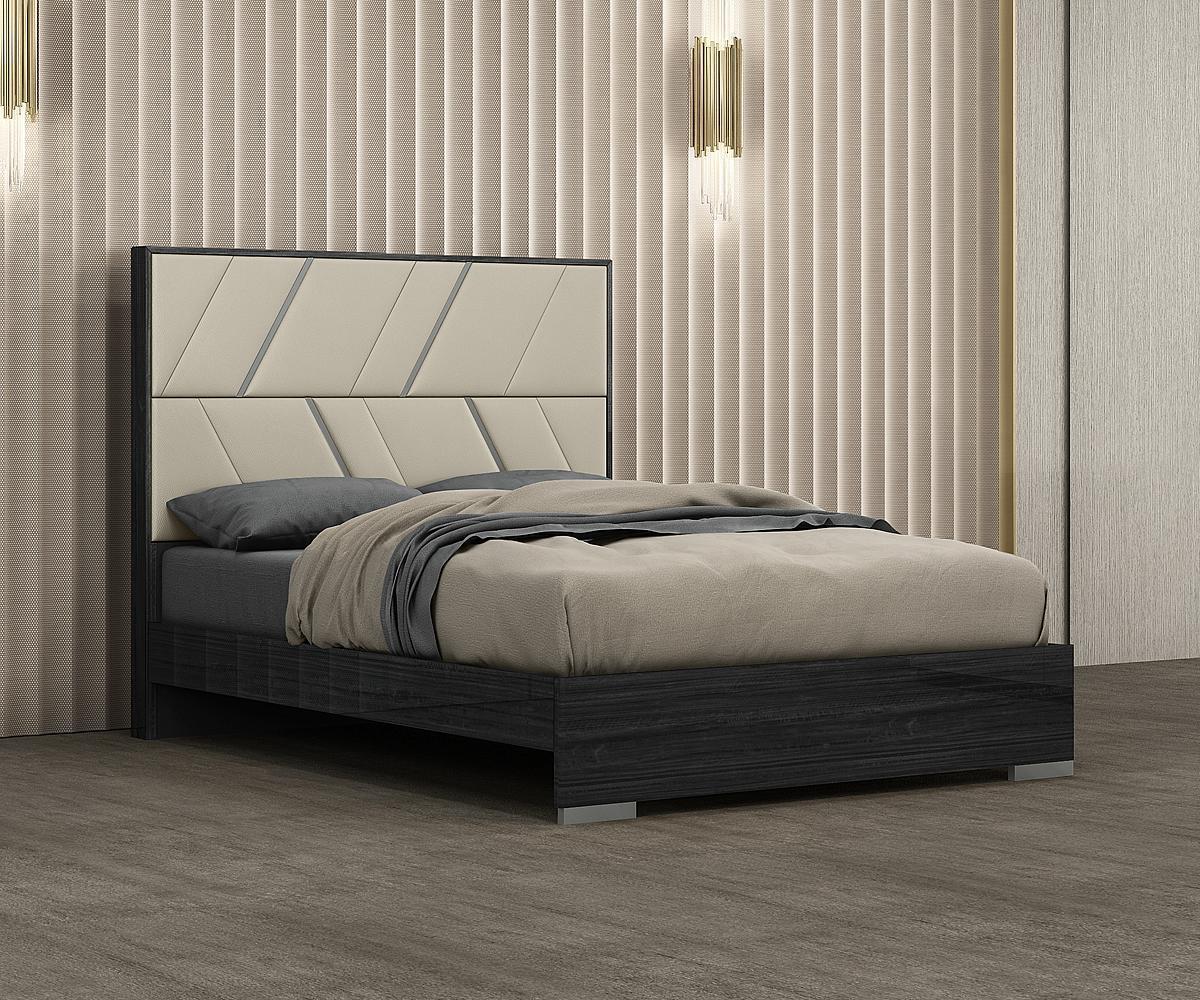 Travis Bed Set