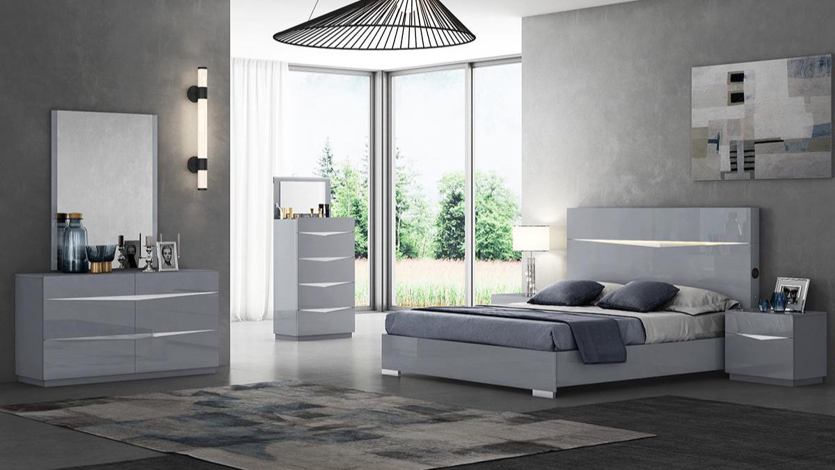 Tycos Bedroom Set