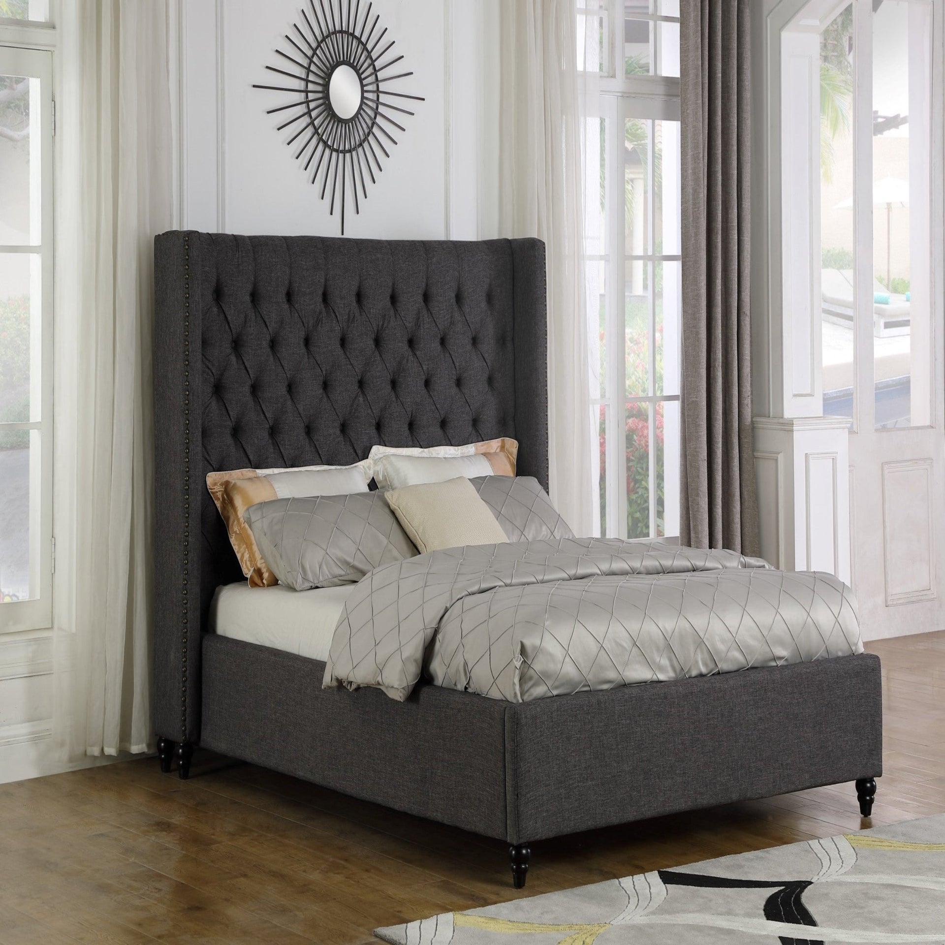 LaMelo Platform Bed - Queen