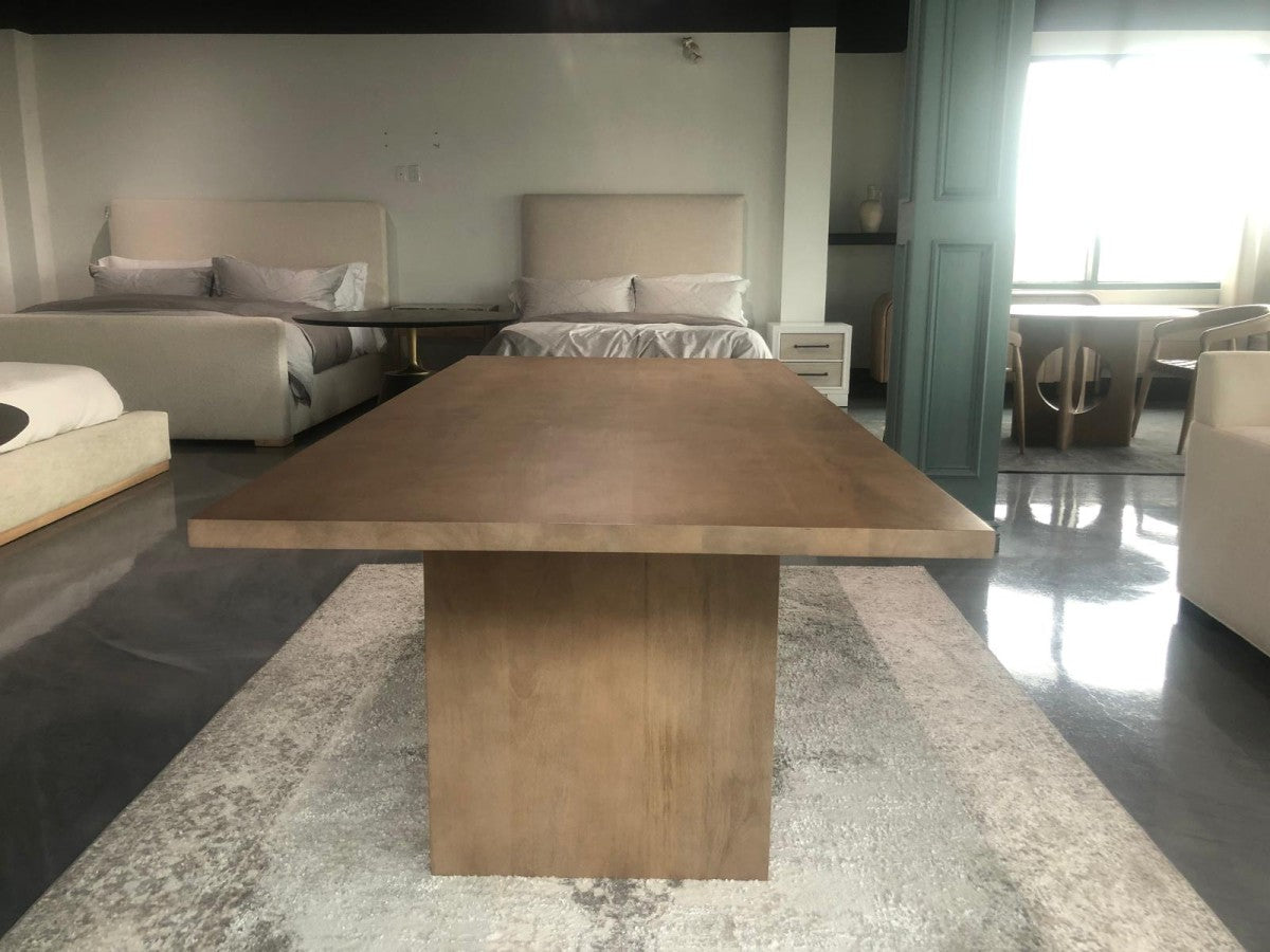 Elsa Dining Table