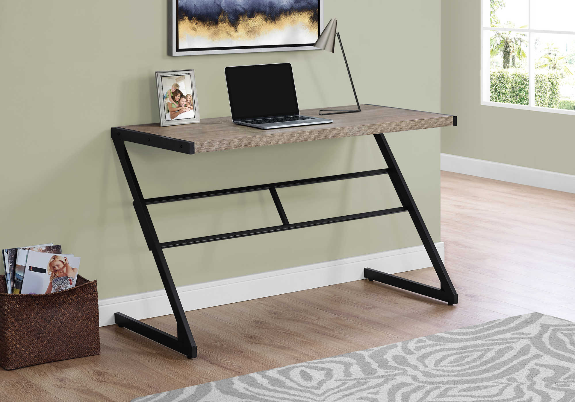 Larson Desk