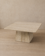 Nuru Table
